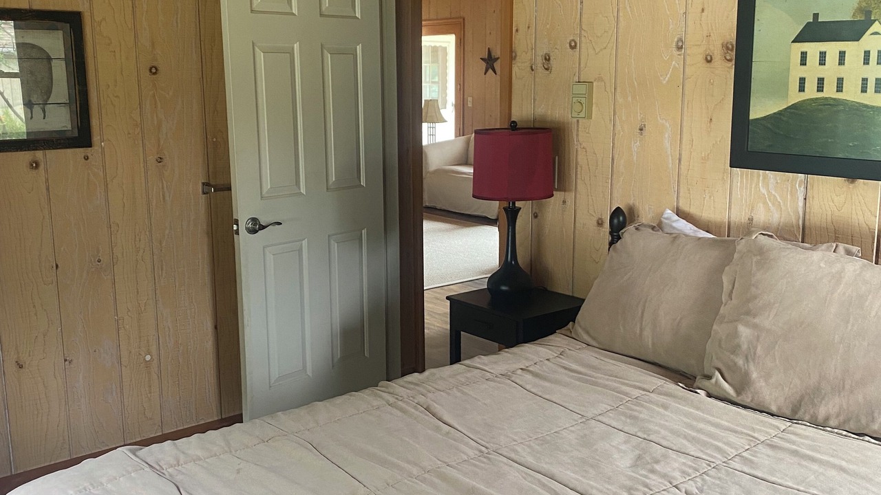 Photo of Bedroom in Thompson
