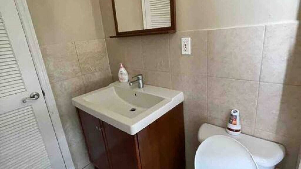 Photo of Bathroom in Communipaw