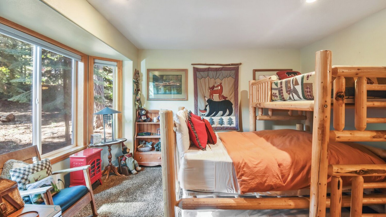 Photo of Bedroom in Carnelian Bay