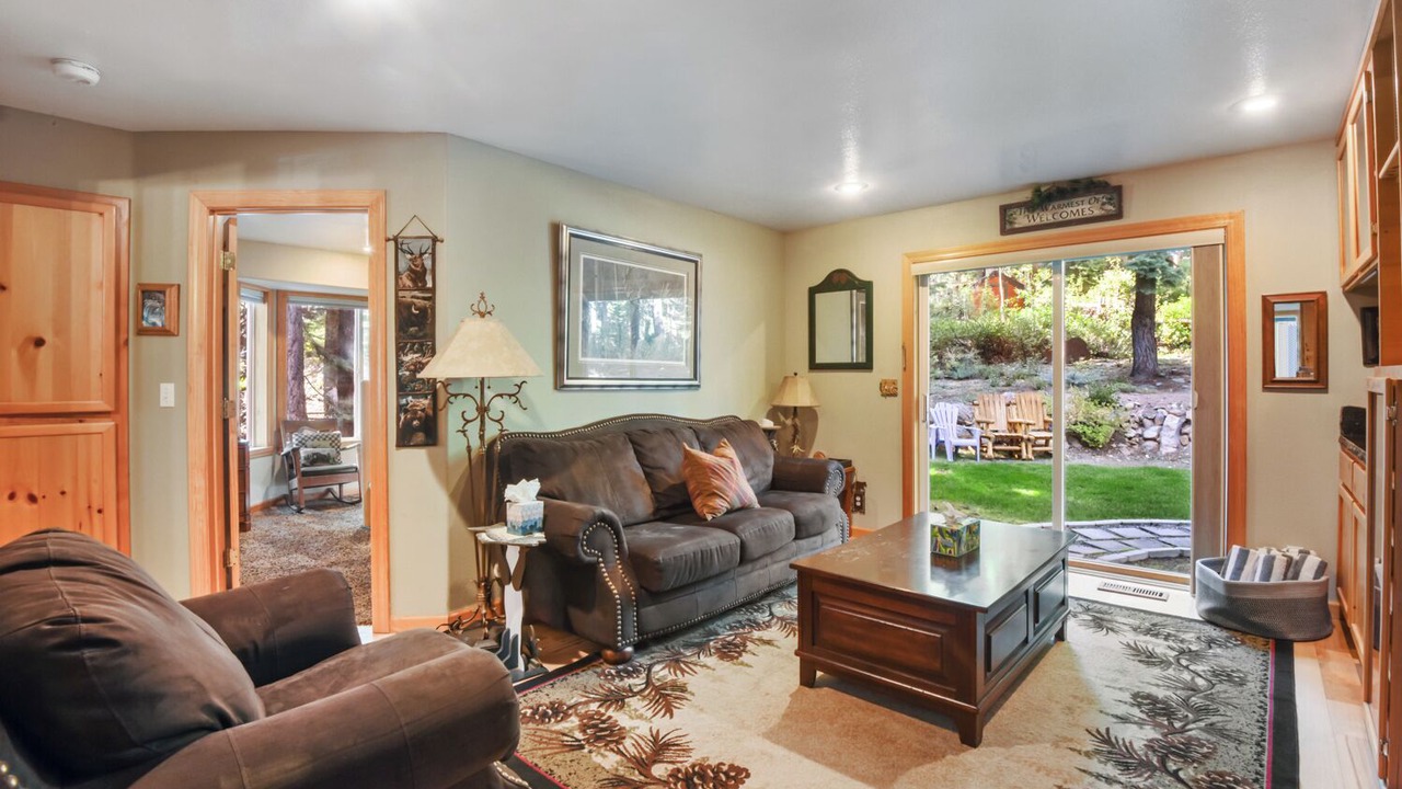 Photo of Livingroom in Carnelian Bay