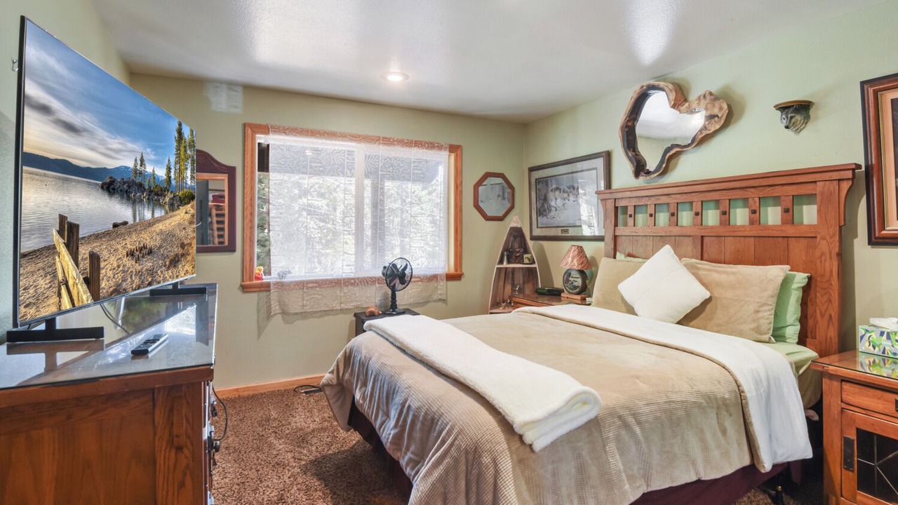 Photo of Bedroom in Carnelian Bay