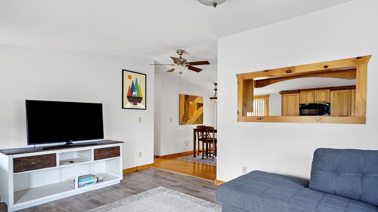 Photo of Livingroom in Holcombe
