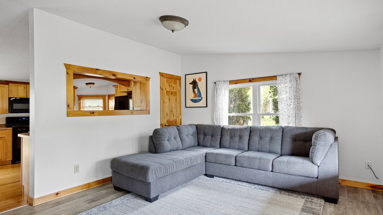 Photo of Livingroom in Holcombe