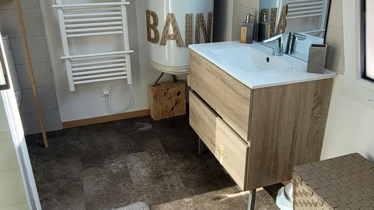 Photo of Bathroom in Guemene-Penfao