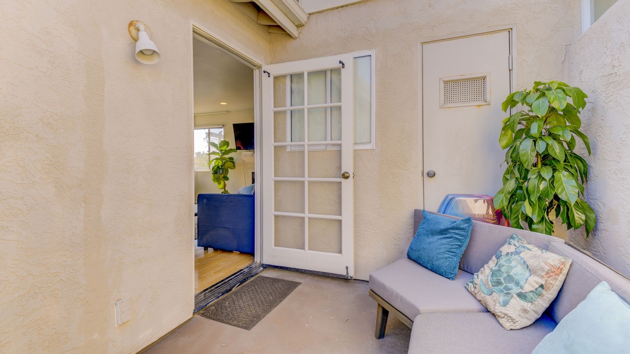 Photo of Patio Balcony in South Mission Beach