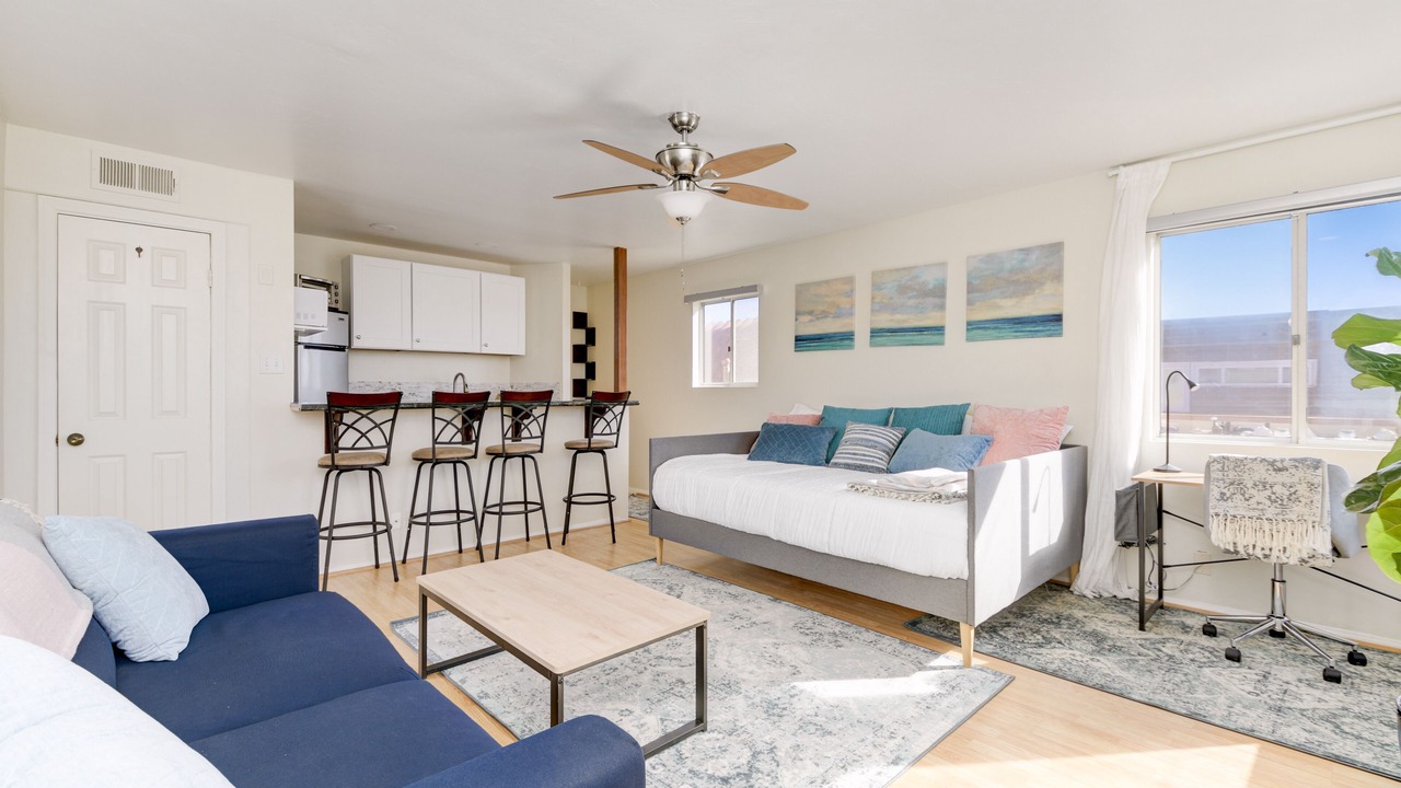 Photo of Livingroom in South Mission Beach
