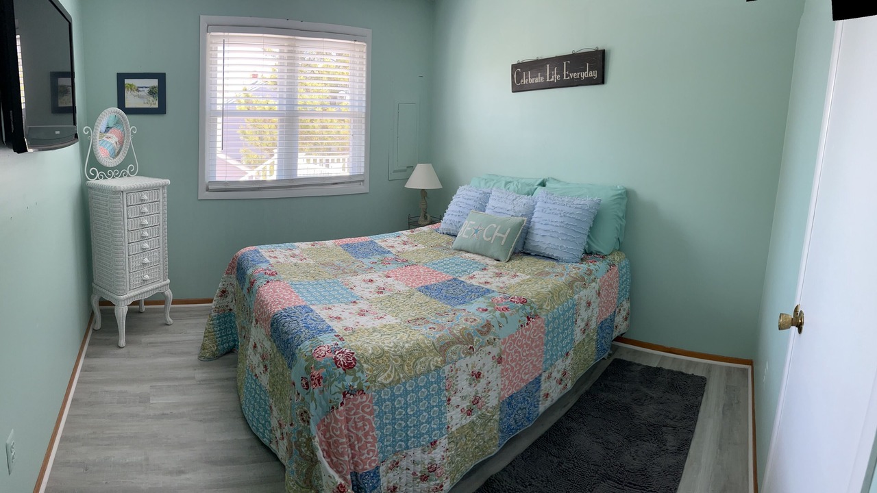 Photo of Bedroom in Beach Haven Park