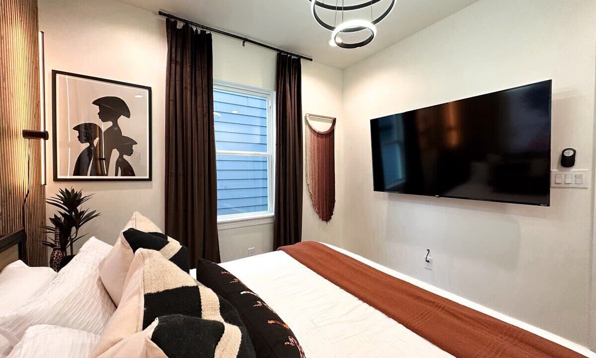 Photo of Bedroom in South Central Houston