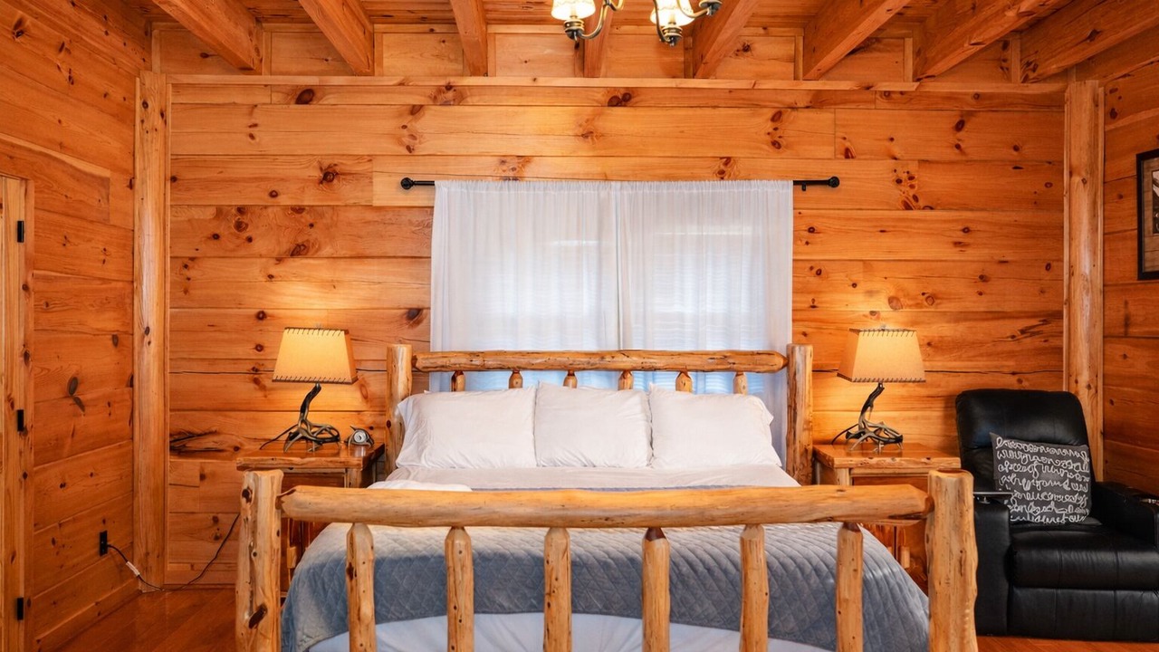 Photo of Bedroom in Dobson