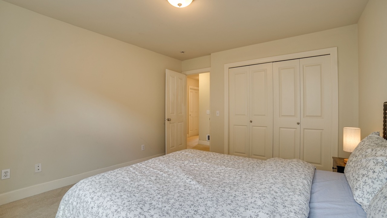 Photo of Bedroom in Greenwood