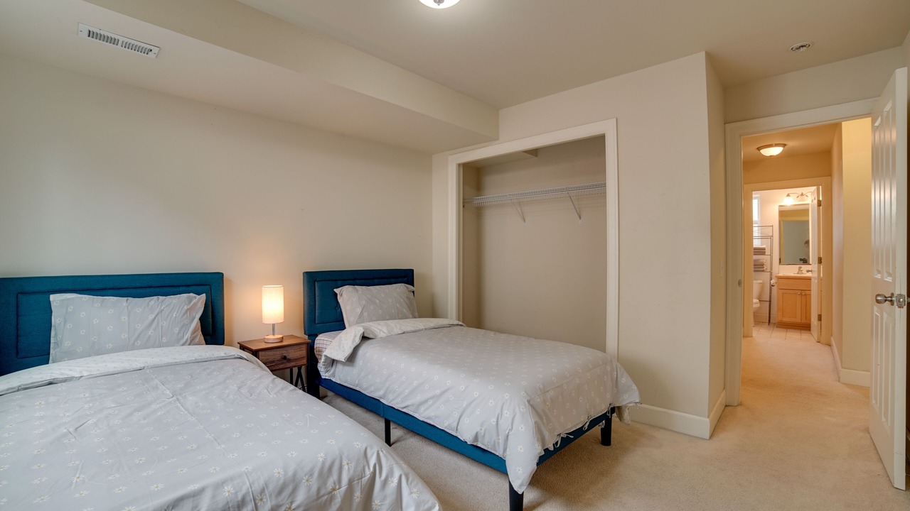 Photo of Bedroom in Greenwood