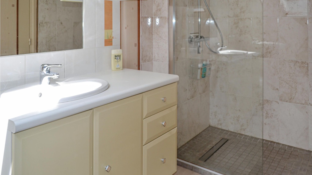 Photo of Bathroom in Bugeat