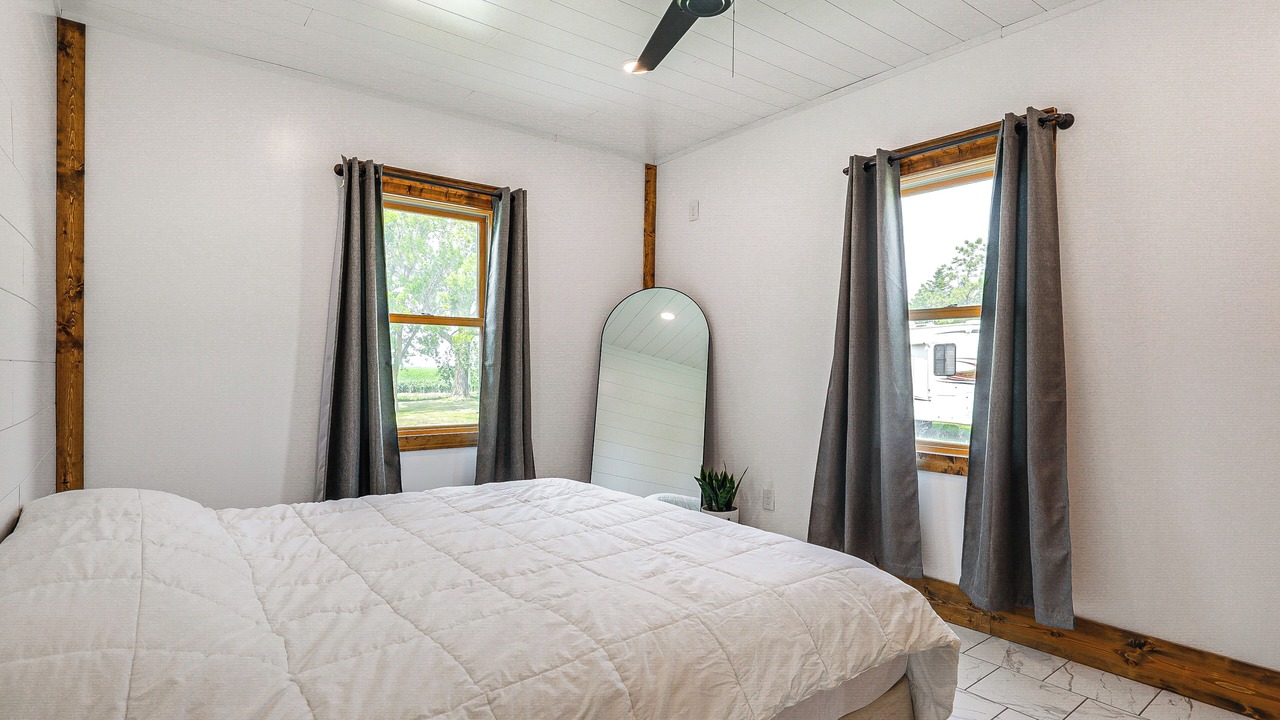 Photo of Bedroom in Seward County