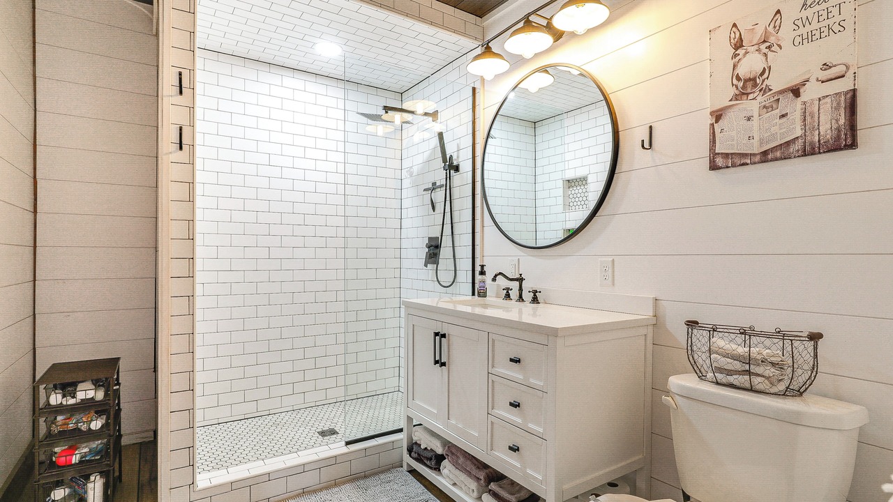 Photo of Bathroom in Seward County