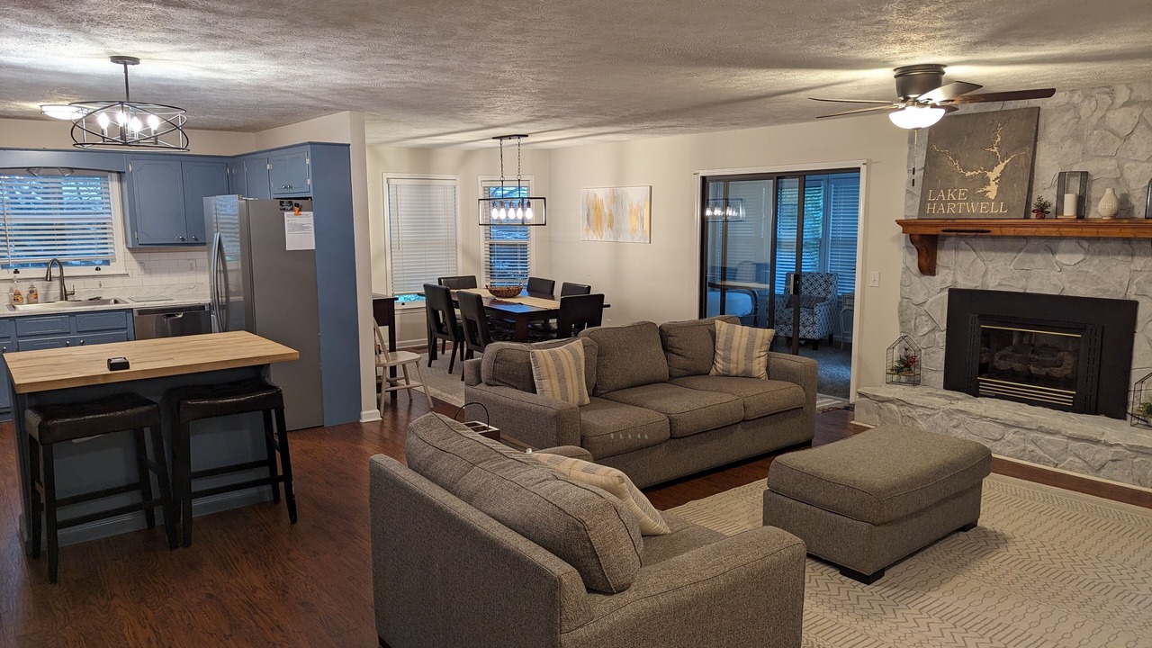 Photo of Livingroom in Gumlog