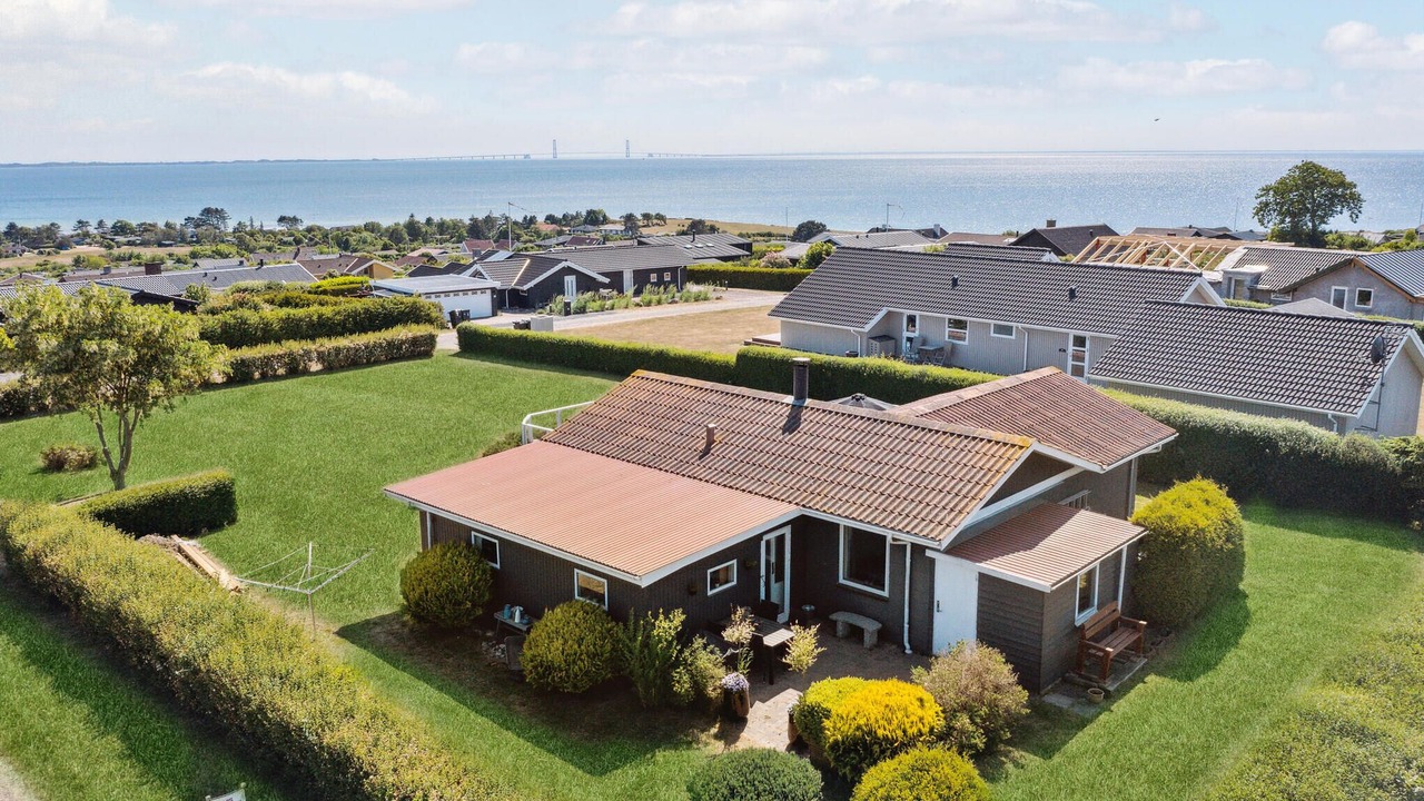 Photo of Others in Frolunde