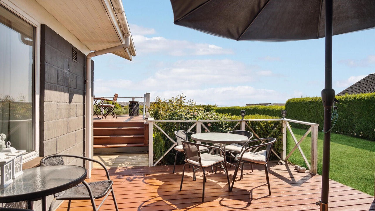 Photo of Others in Frolunde