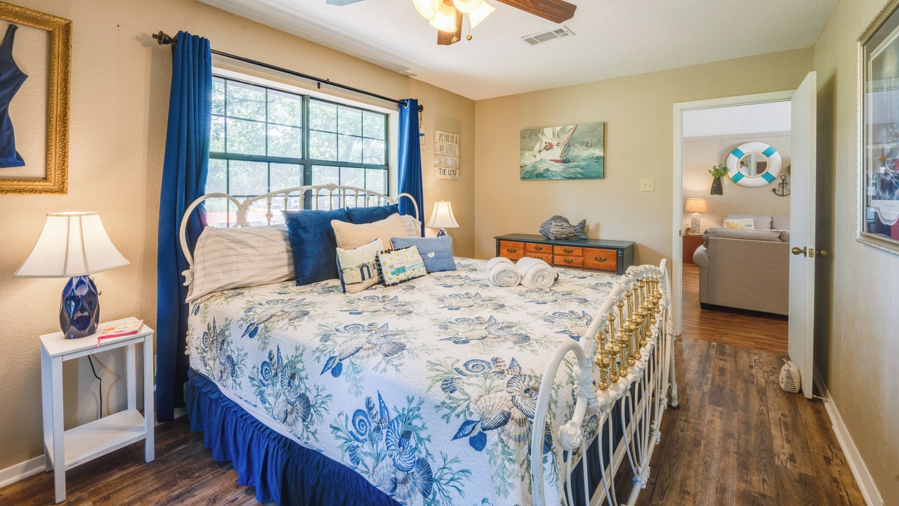 Photo of Bedroom in Chico