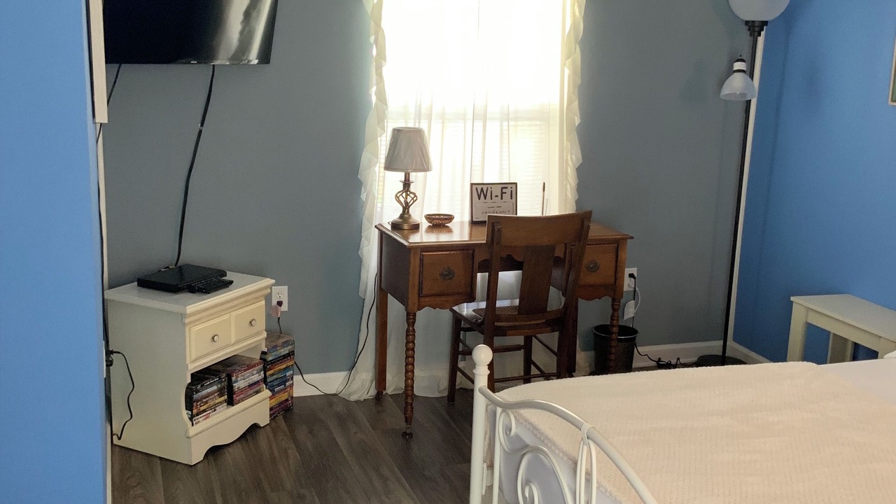 Photo of Bedroom in Jamestown