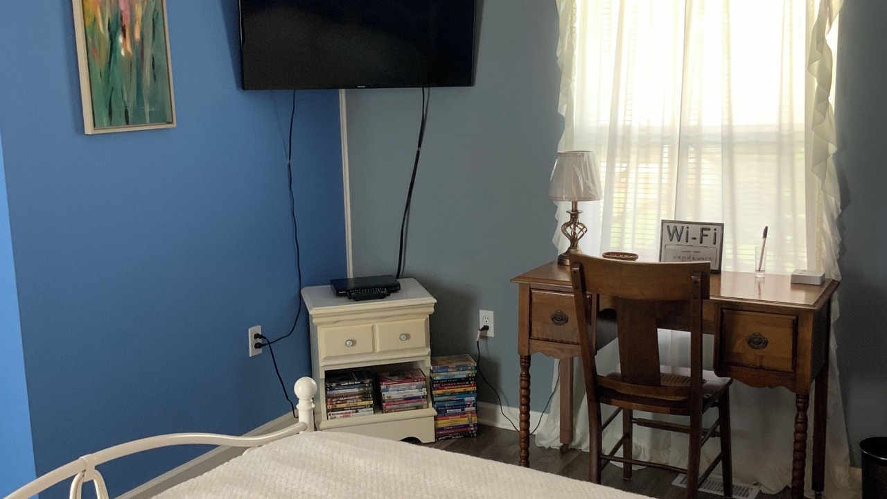 Photo of Bedroom in Jamestown