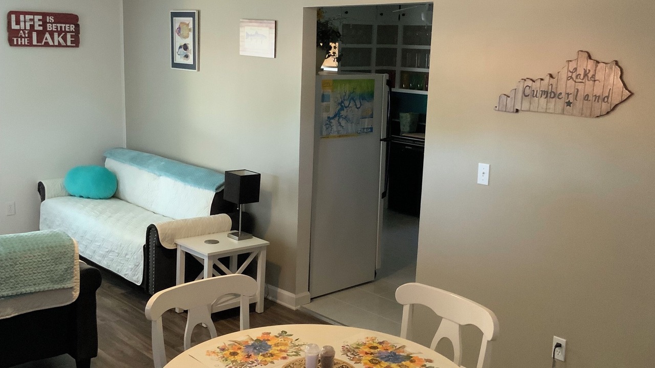 Photo of Others in Jamestown