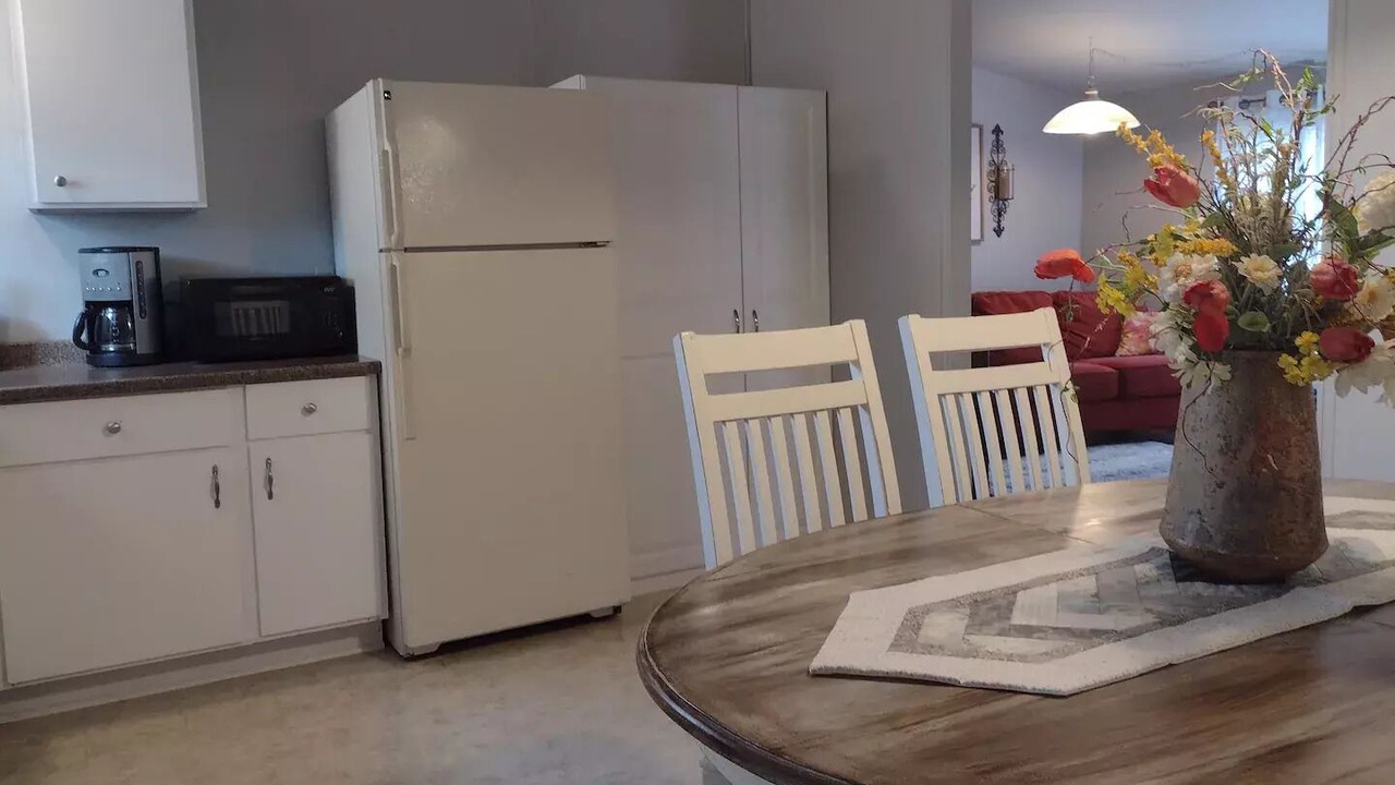 Photo of Others in Bird In Hand