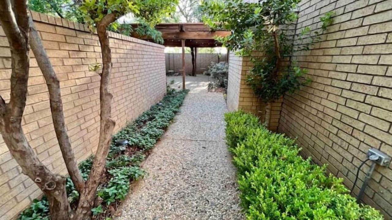 Photo of Outdoor in North by Northwest