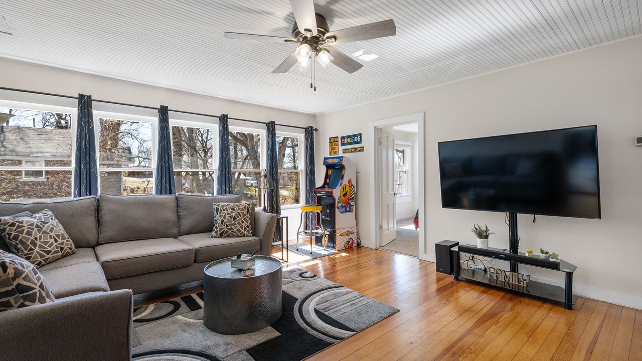Photo of Bedroom in Harrison