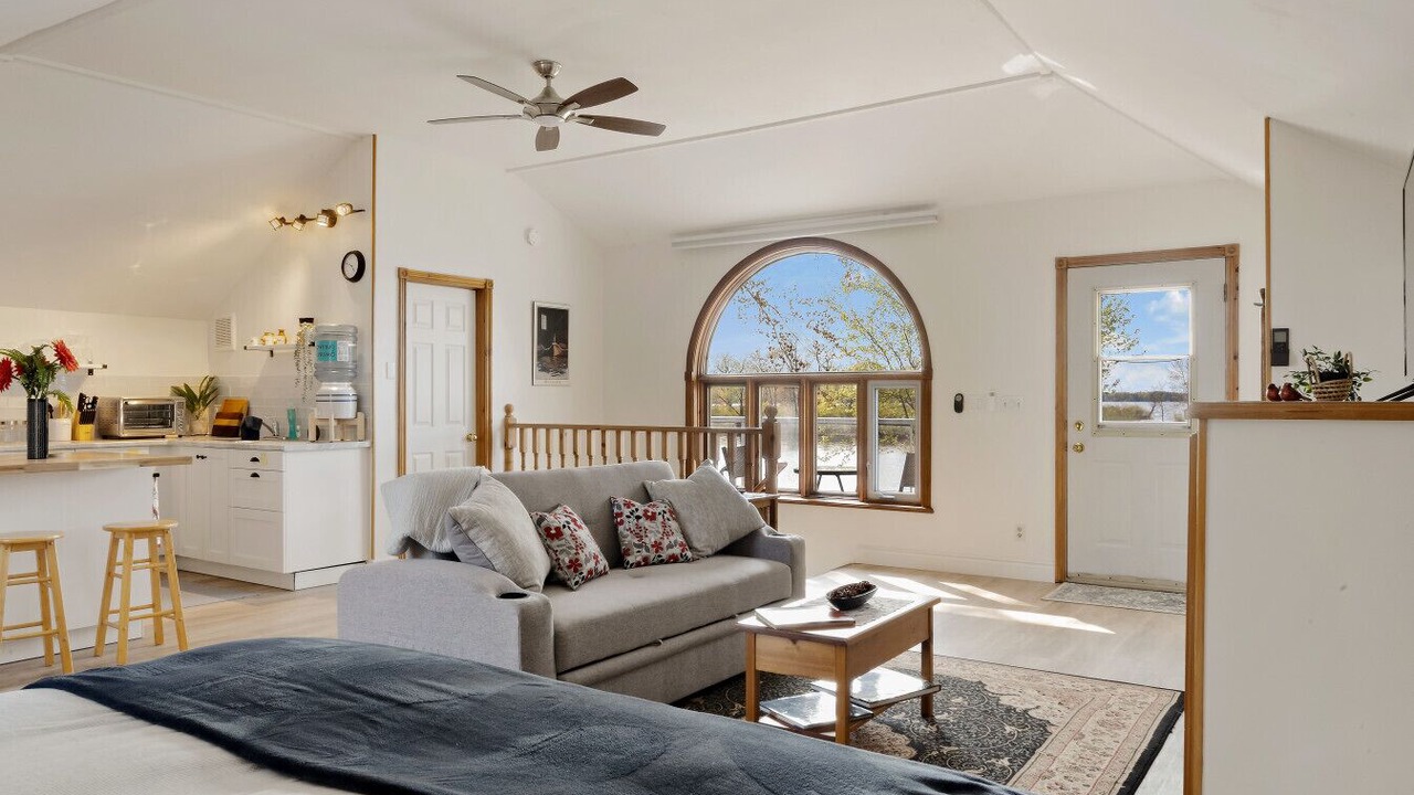 Photo of Bedroom in Bracebridge