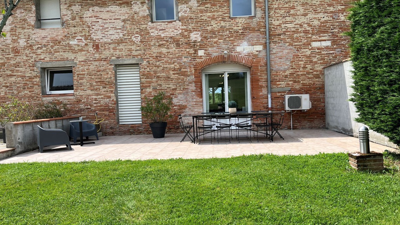 Photo of Outdoor in Sainte-Foy-d'Aigrefeuille