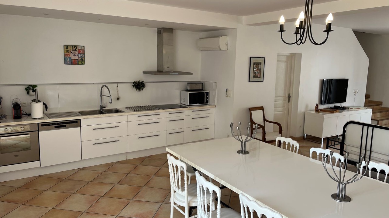 Photo of Kitchen in Sainte-Foy-d'Aigrefeuille