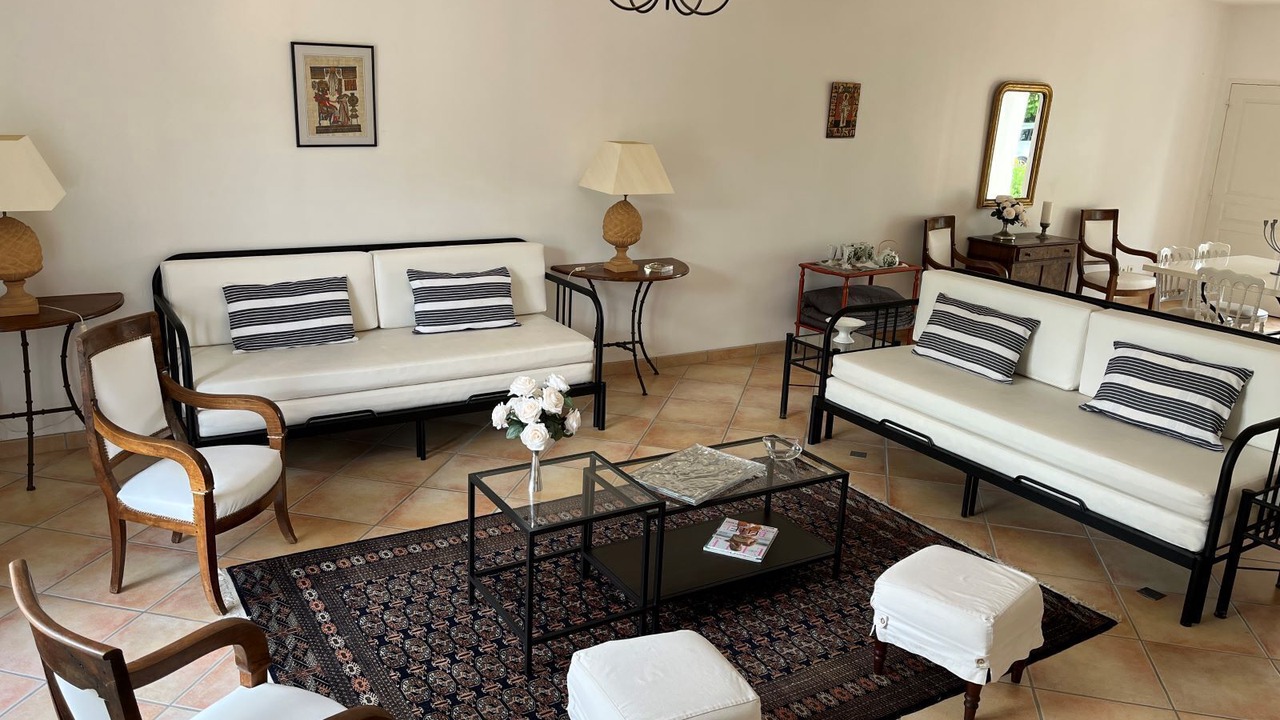 Photo of Livingroom in Sainte-Foy-d'Aigrefeuille