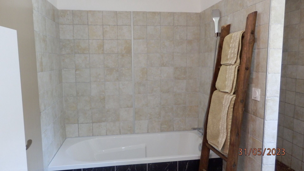 Photo of Bathroom in Verdille