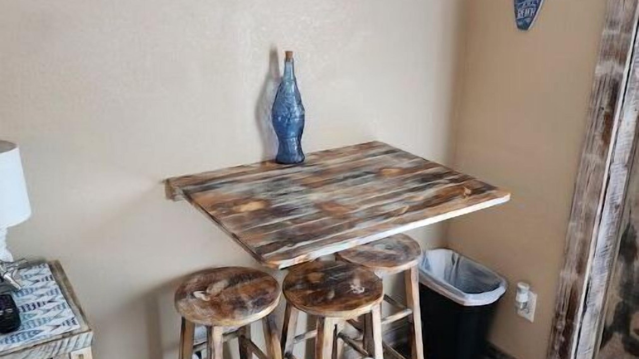 Photo of Others in Perry