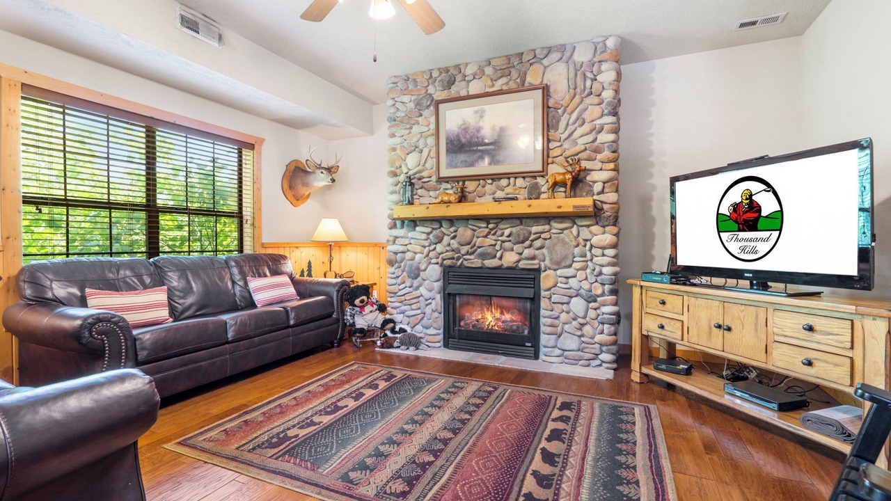 Photo of Livingroom in Branson Theater District