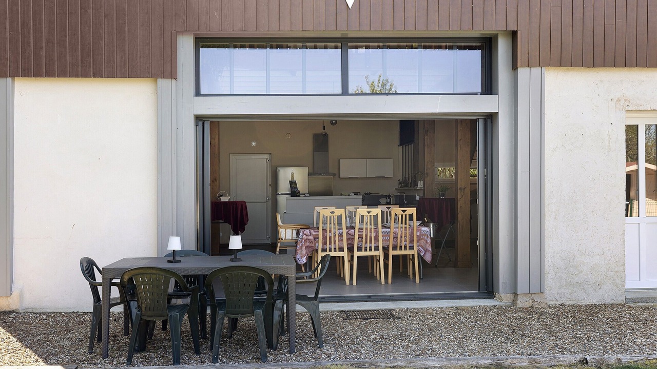 Photo of Outdoor in Noyant-Villages