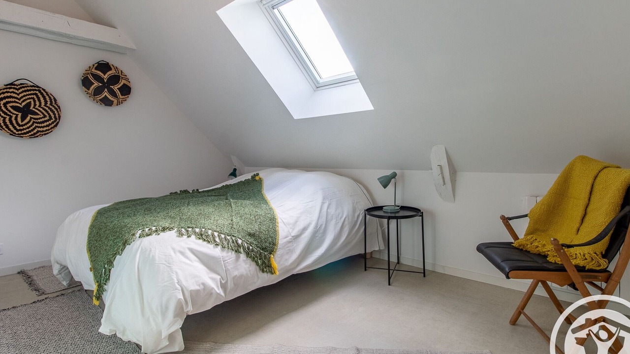 Photo of Bedroom in Val-du-Layon
