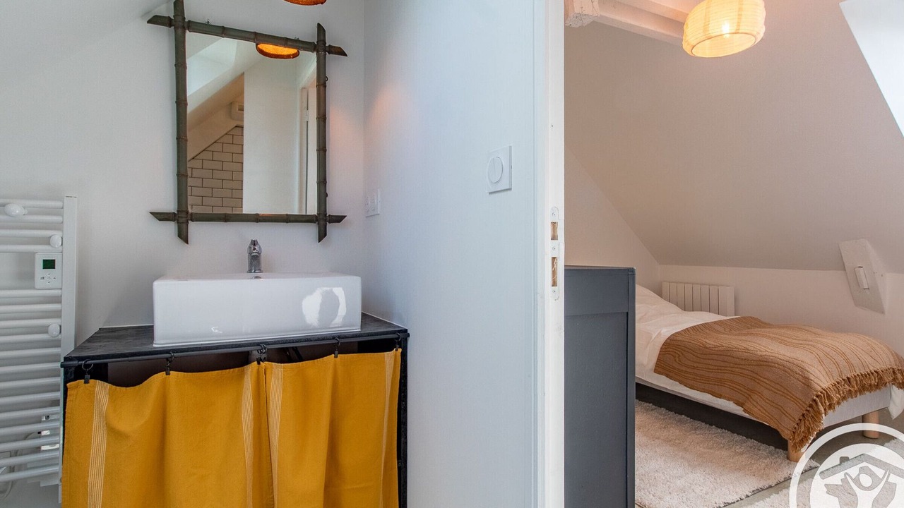 Photo of Bathroom in Val-du-Layon