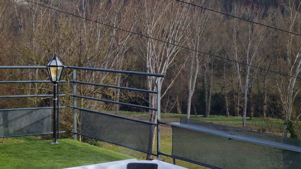 Photo of Outdoor in Villeneuve-dʼAllier