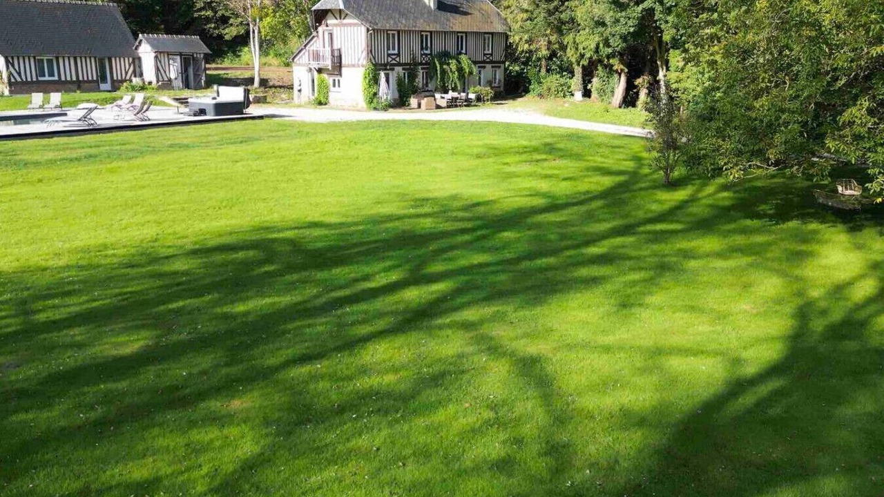Photo of Outdoor in Coudray-Rabut