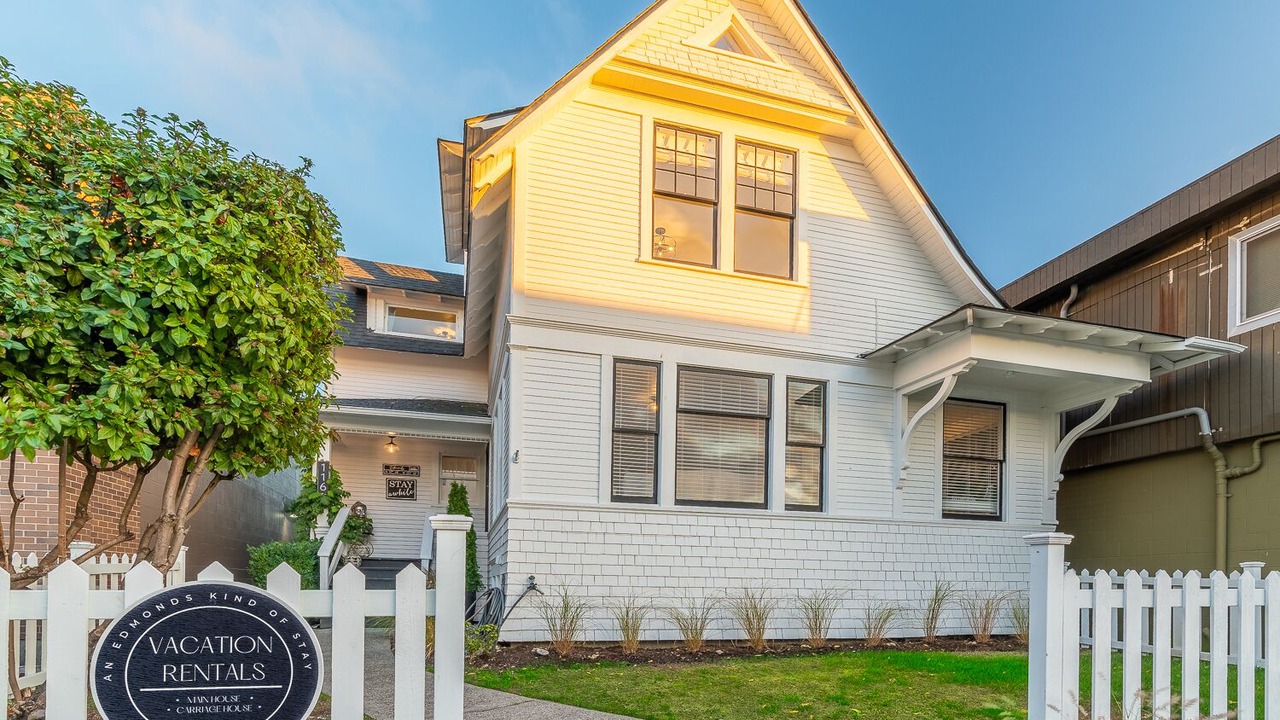Photo of Outdoor in The Bowl of Edmonds