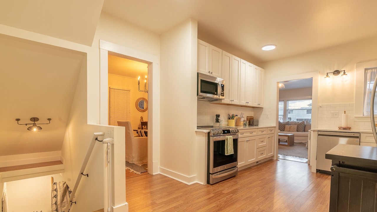 Photo of Kitchen in The Bowl of Edmonds