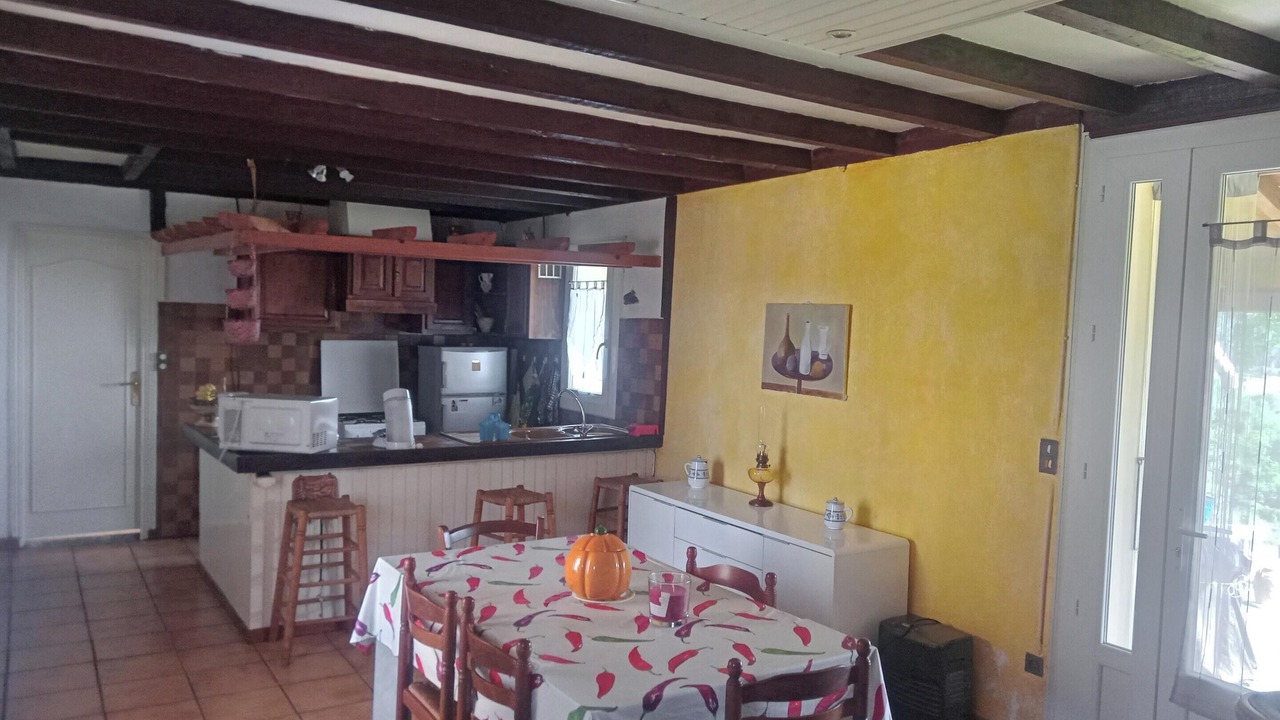 Photo of Livingroom in Arnaud-Guilhem