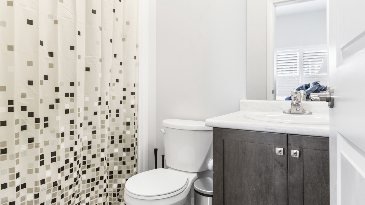 Photo of Bathroom in Niagara Falls