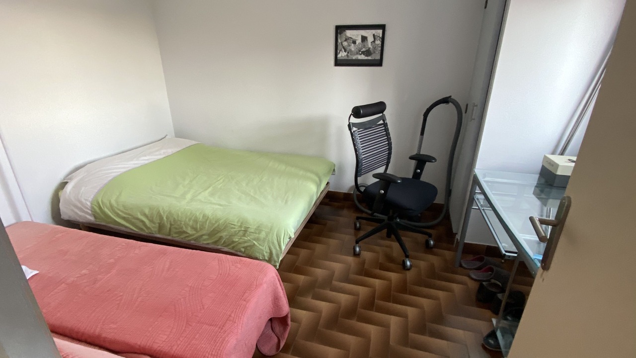 Photo of Bedroom in Gap