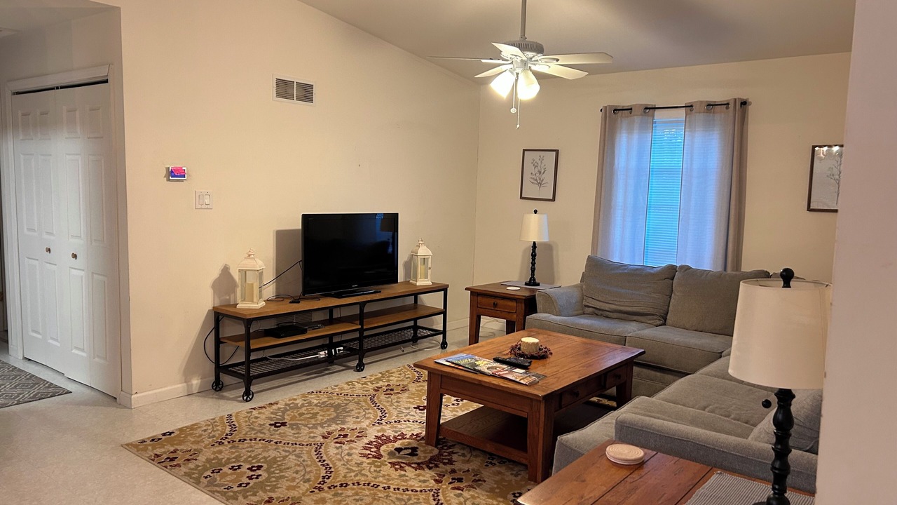Photo of Livingroom in Chatham