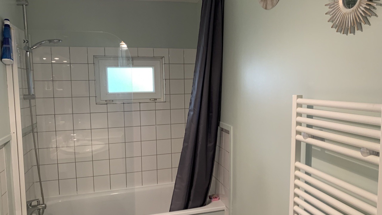 Photo of Bathroom in Senneville-sur-Fecamp