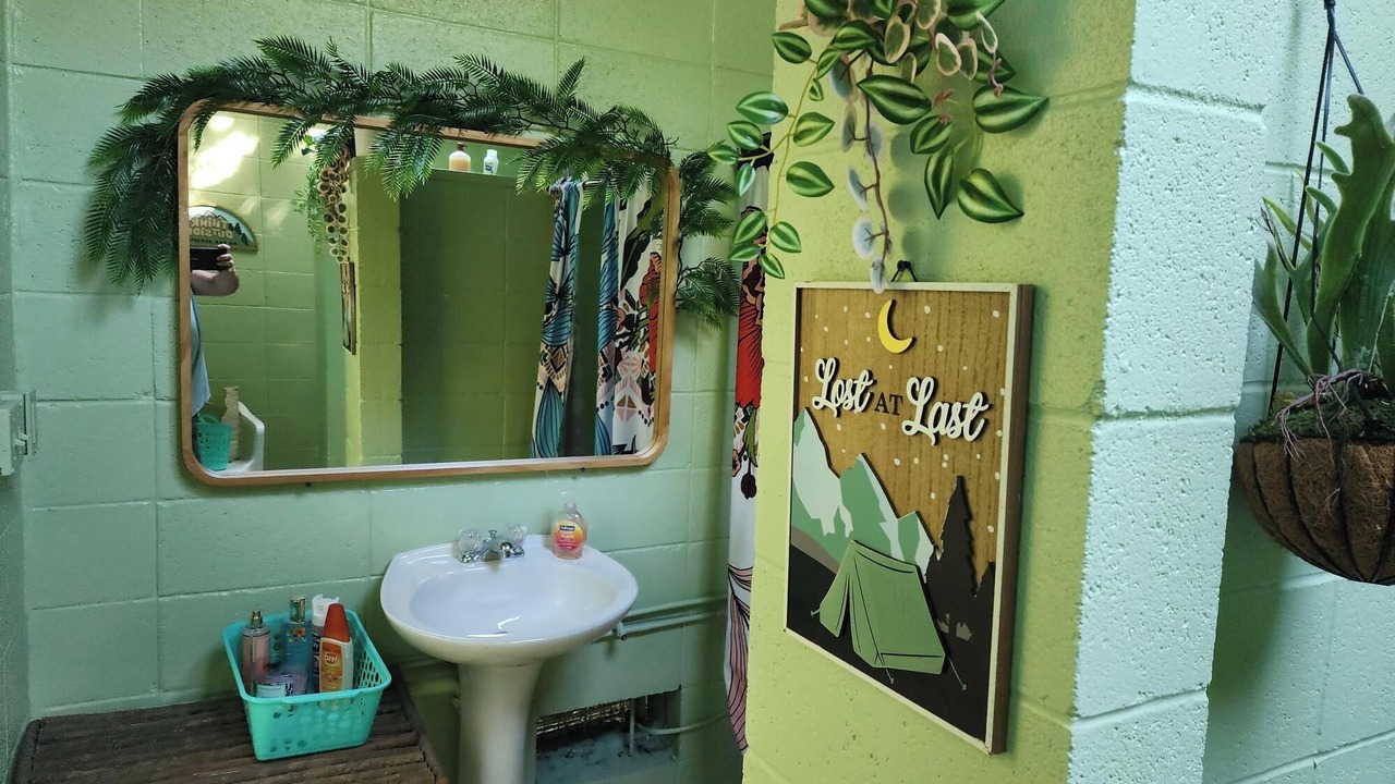 Photo of Bathroom in Holcomb