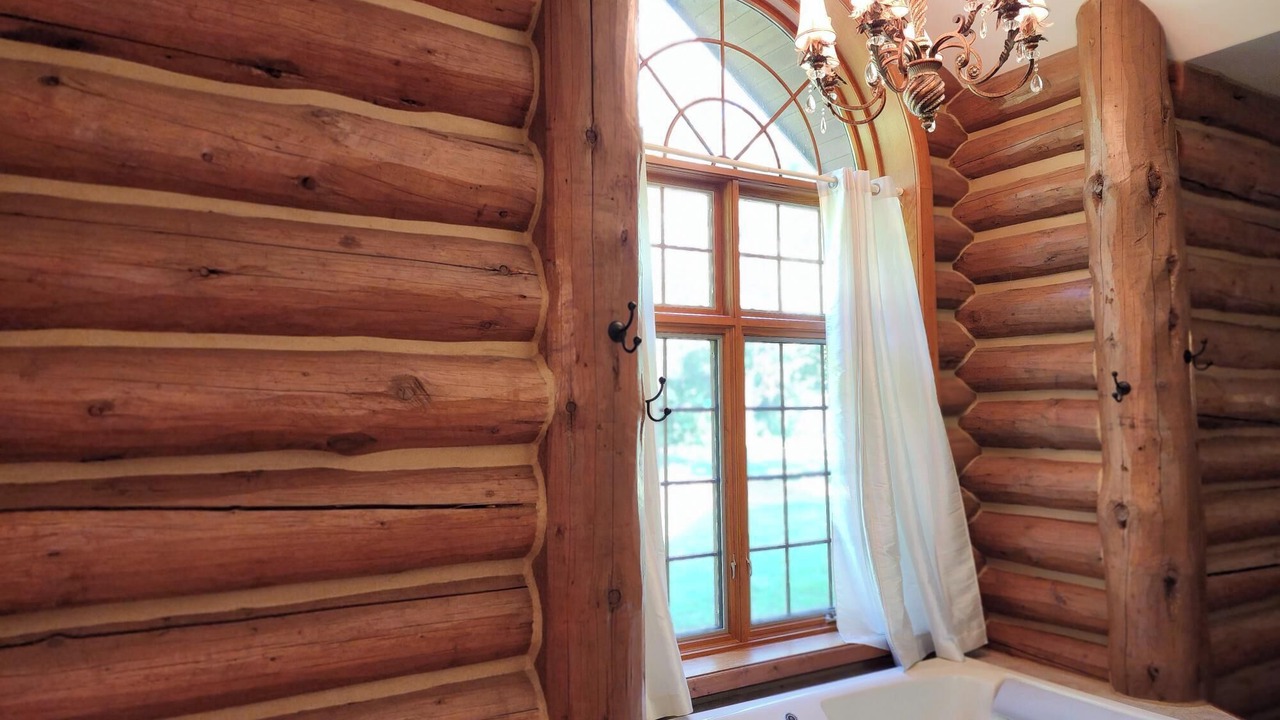 Photo of Bathroom in Holcomb
