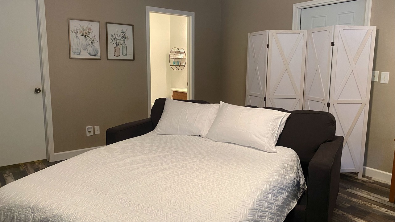 Photo of Bedroom in Evening Shade